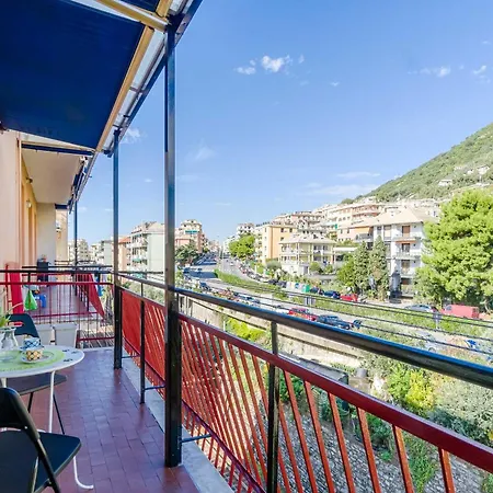 Retreat In Nervi -two Minutes From The Apartament