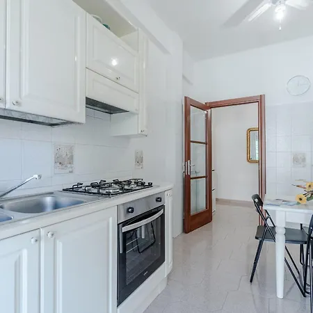 Retreat In Nervi -two Minutes From The דירה *