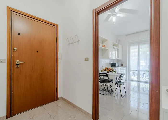 Apartamento Guesthost - Retreat In Nervi -two Minutes From The *