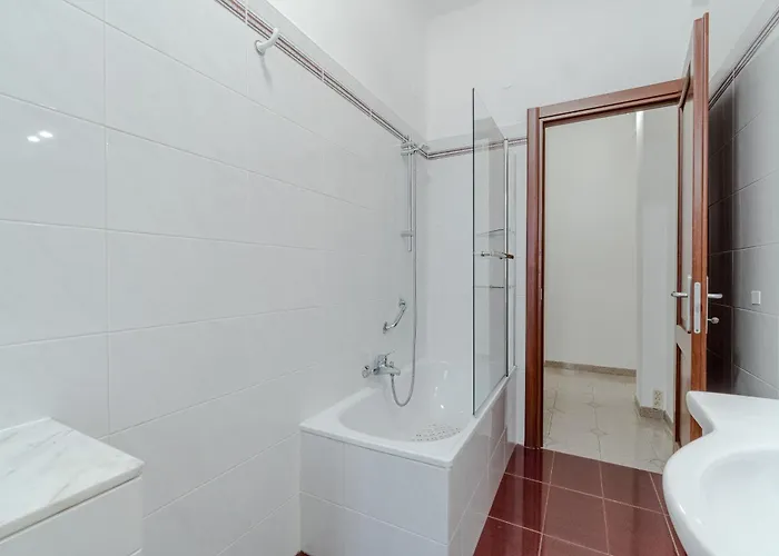 Guesthost - Retreat In Nervi -two Minutes From The